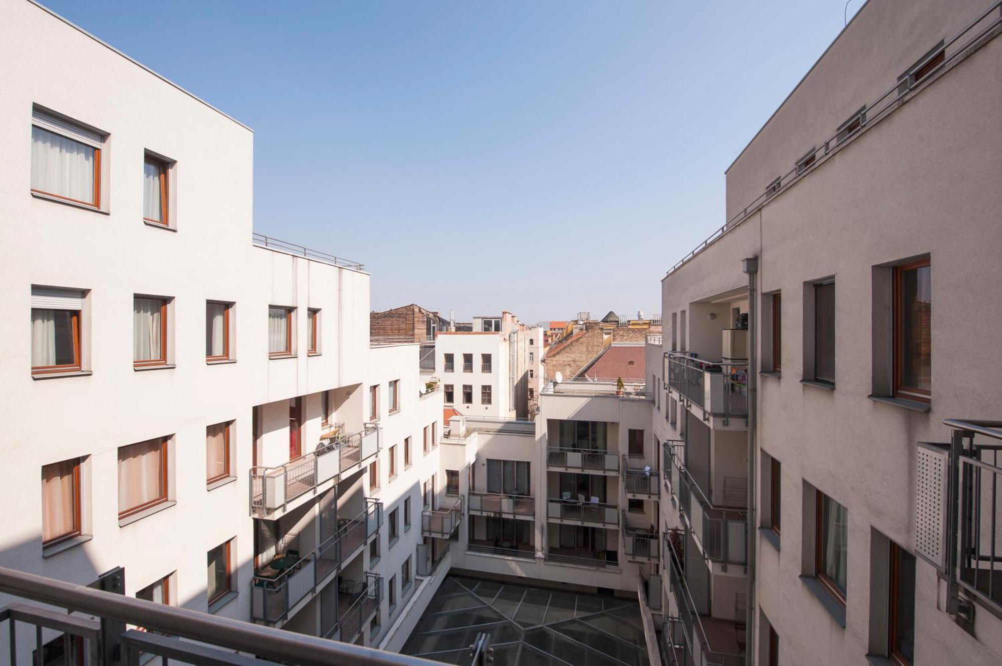 Central Passage Urban Nest Будапеща Екстериор снимка